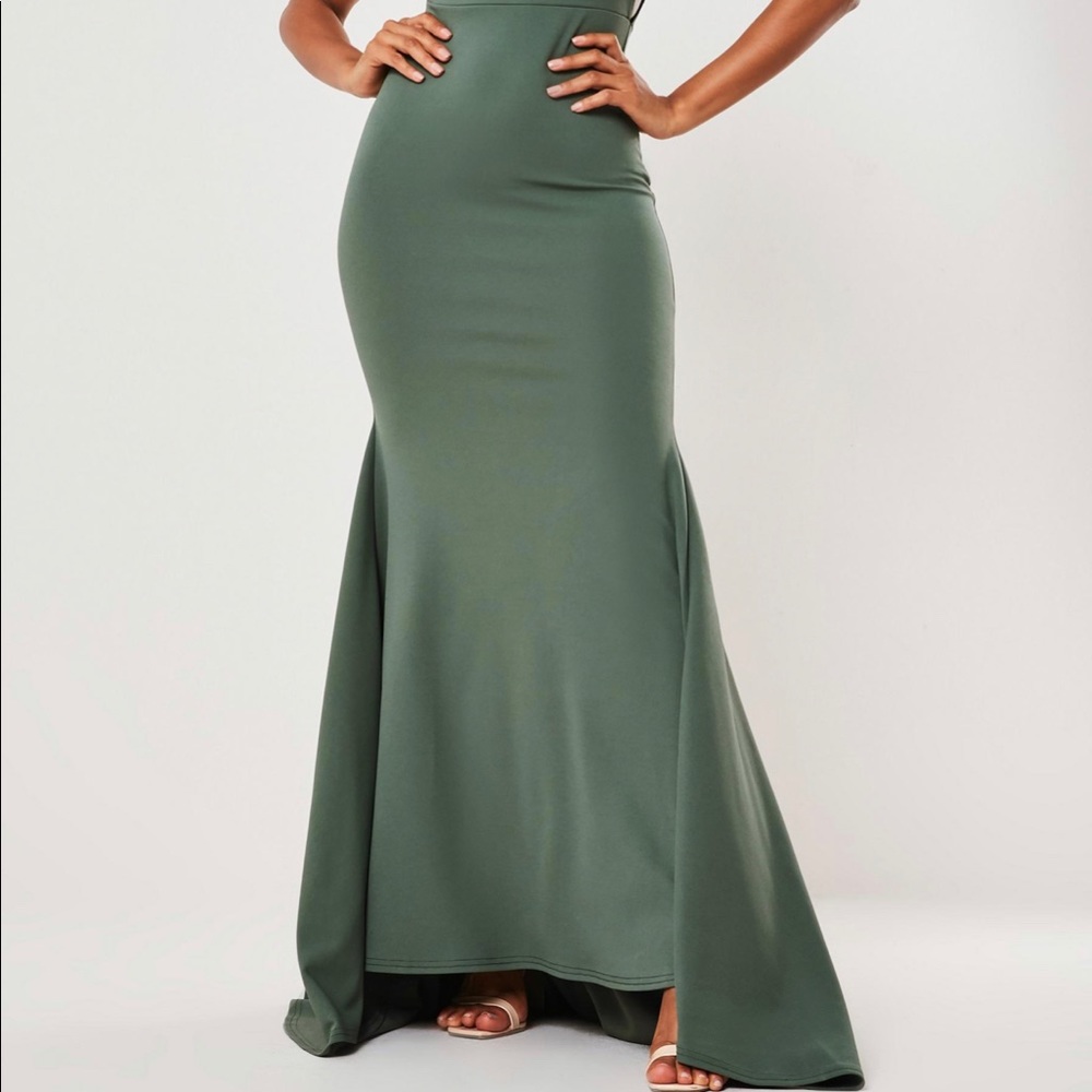 NWT Missguided-Bridemaid green sleeveless low back